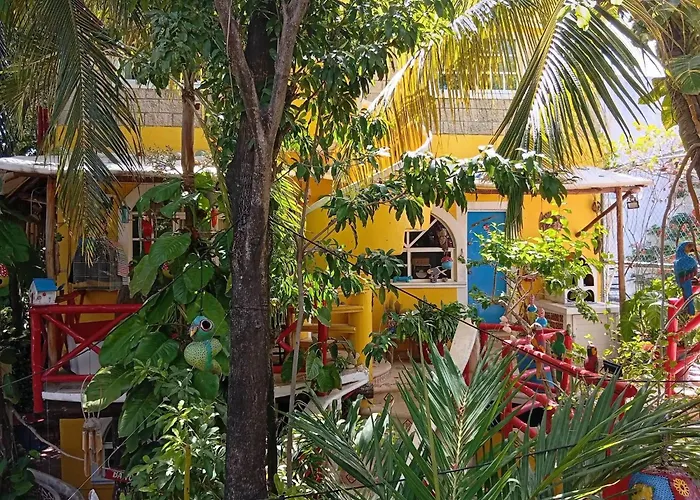 Maison Hotel